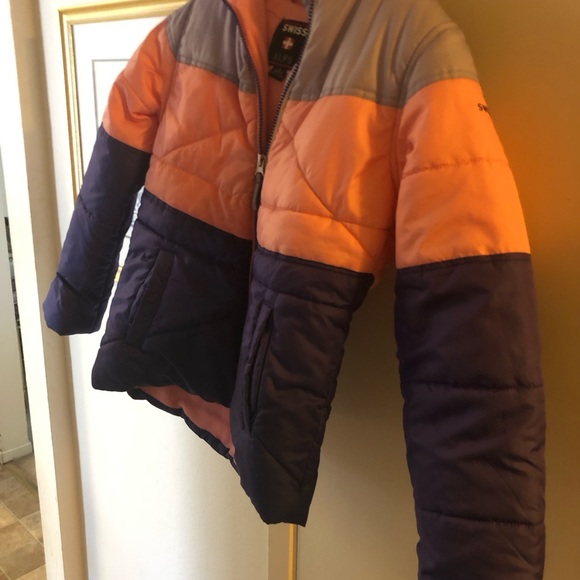 4-sale Swiss Alps Insulated Parka - 611 $30 or $25 w/offer - Picture 2 of 8